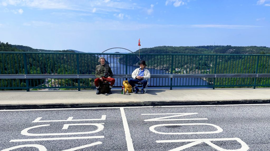 Tvillingar på gränsen